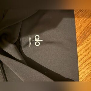 ALO Yoga Charcoal Leggings